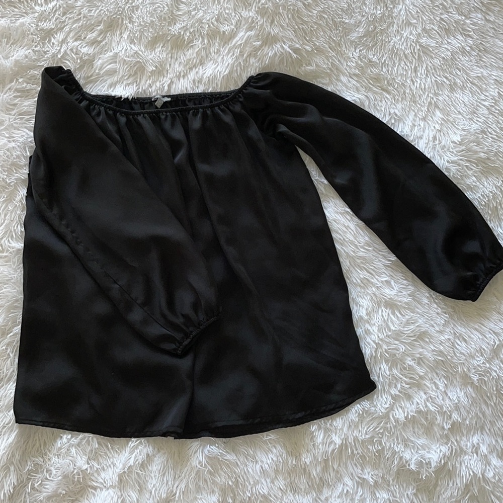 off the shoulder shirt